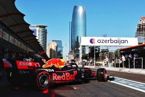 Checo Pérez igualó a Pedro Rodríguez con dos victorias en la F1