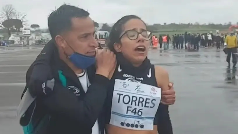 Mexicana Daniela Torres logra marca para JO y rompe en llanto tras cruzar la meta