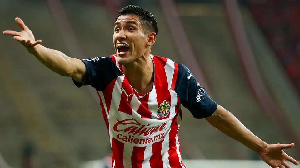 Chivas: Uriel Antuna va a la banca y Gudiño será titular vs Rayados