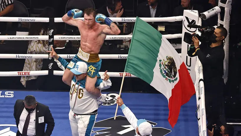 Canelo Álvarez tras victoria sobre Saunders: 'Le quebré el pómulo y sabía que ya no saldría'