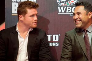 Óscar de la Hoya retó a Canelo Álvarez y a Mayweather para su regreso al boxeo