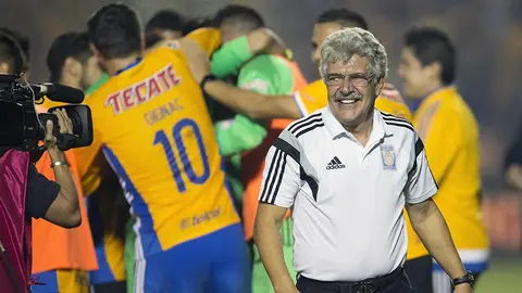 Tigres: Tuca Ferretti logró 4 de sus 5 ligas con los felinos como la plantilla más cara