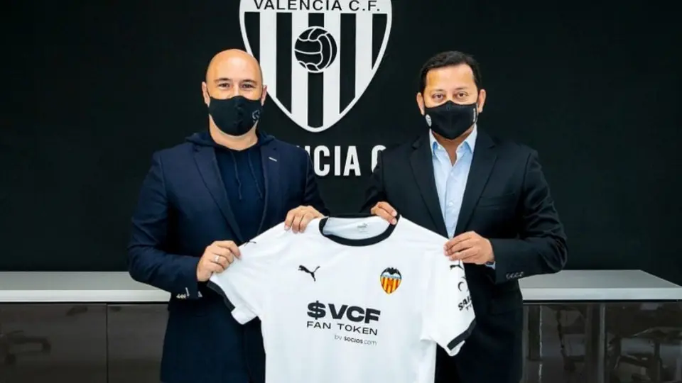 Valencia: Primer club de futbol en mostrar su Fan Token en la playera