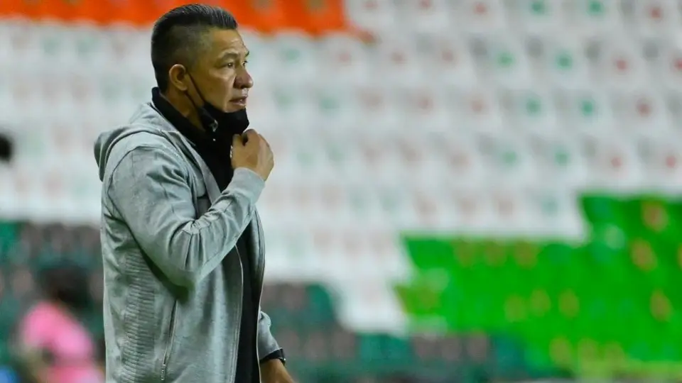 Nacho Ambriz: Será nuevo DT del Huesca de la segunda división de España
