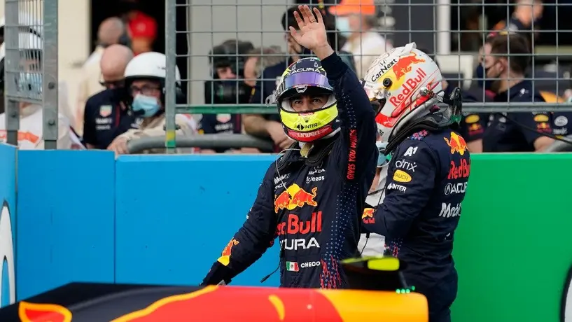 Checo Pérez: Cerveza patrocinadora de F1 felicitó al mexicano por 'seguir sus consejos'