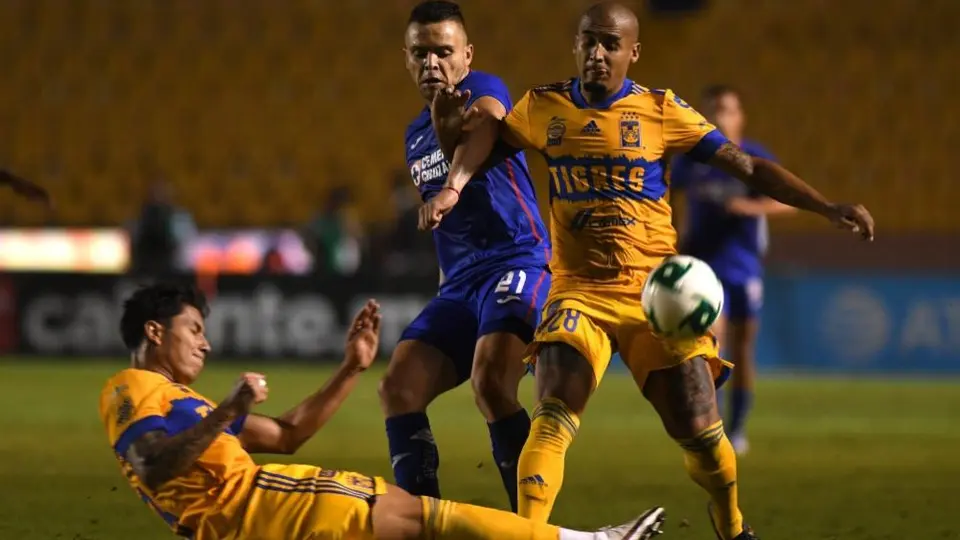 Tigres: Carlos Salcedo y Chaka Rodríguez ya reportaron con los felinos