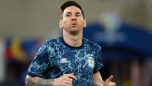 Video: Messi desató la locura a su salida de un restaurante de Miami