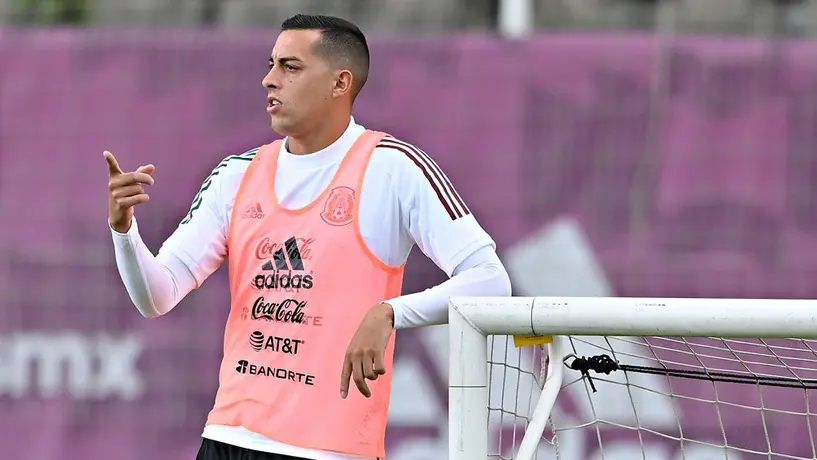 Selección Mexicana: Funes Mori recibió novatada con el Tri al 'ritmo de banda'