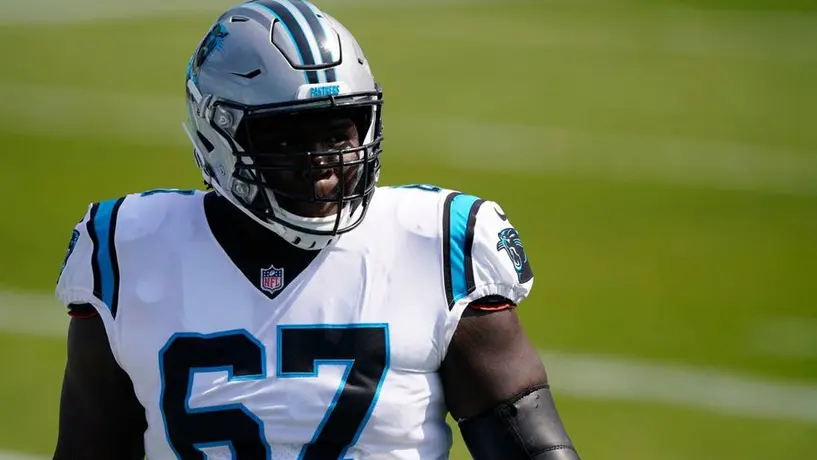 NFL: John Miller, guardia titular de Panthers, colocado en lista de reserva/Covid-19