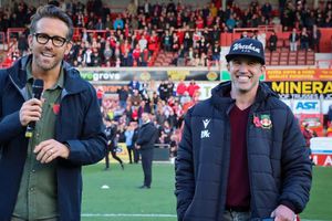 Ryan Reynolds: Quiere llevar al Wrexham de la Quinta División a la Premier League