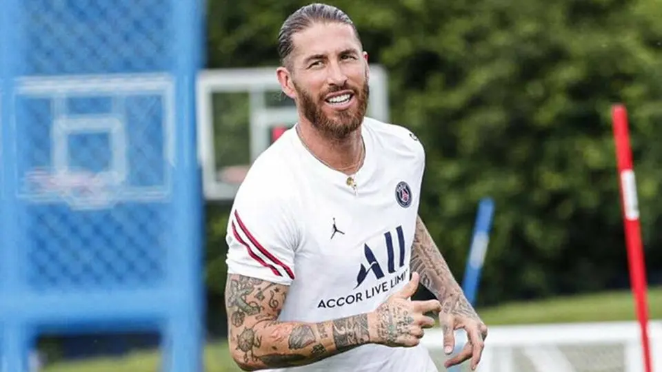 Sergio Ramos fue convocado por primera vez con PSG para el duelo contra el City