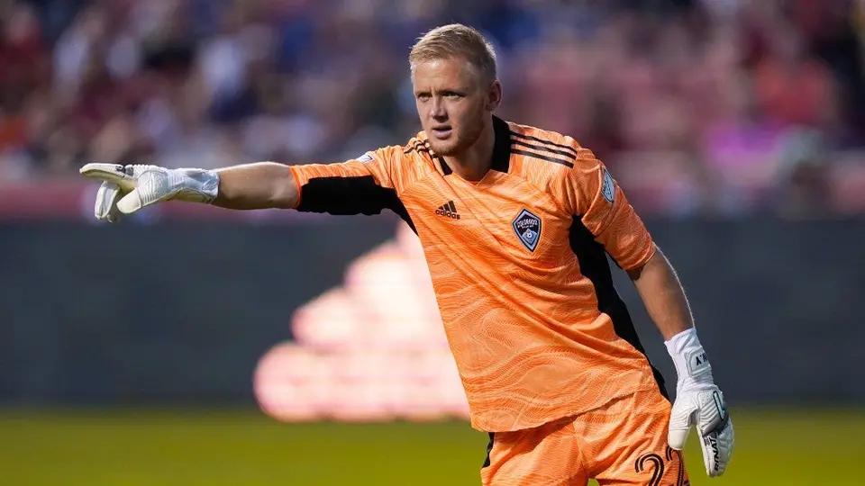 Video: William Yarbrough protagonizó ridículo autogol en la MLS