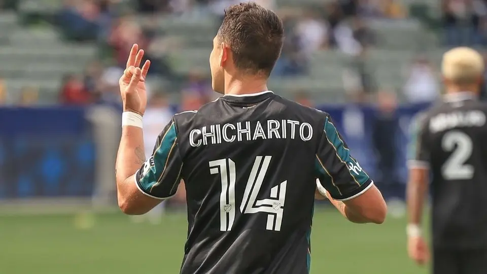 Chicharito Hernández: Galaxy venció al Red Bull New York con tripleta del mexicano