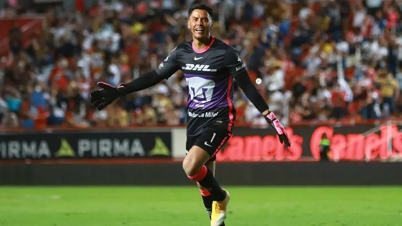 Alfredo Talavera: Evitó pastelazo de cumpleaños con espectacular reacción