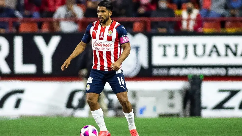 Miguel Ponce sueña con finalizar su carrera en Chivas: "Me encantaría retirarme aquí”
