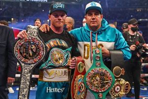 Eddy Reynoso sobre la pelea ante Caleb Plant: "Nos estamos jugando todo el prestigio"