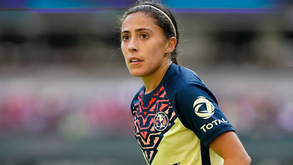 Eva González: 'A mí no me pesa la camiseta de América'