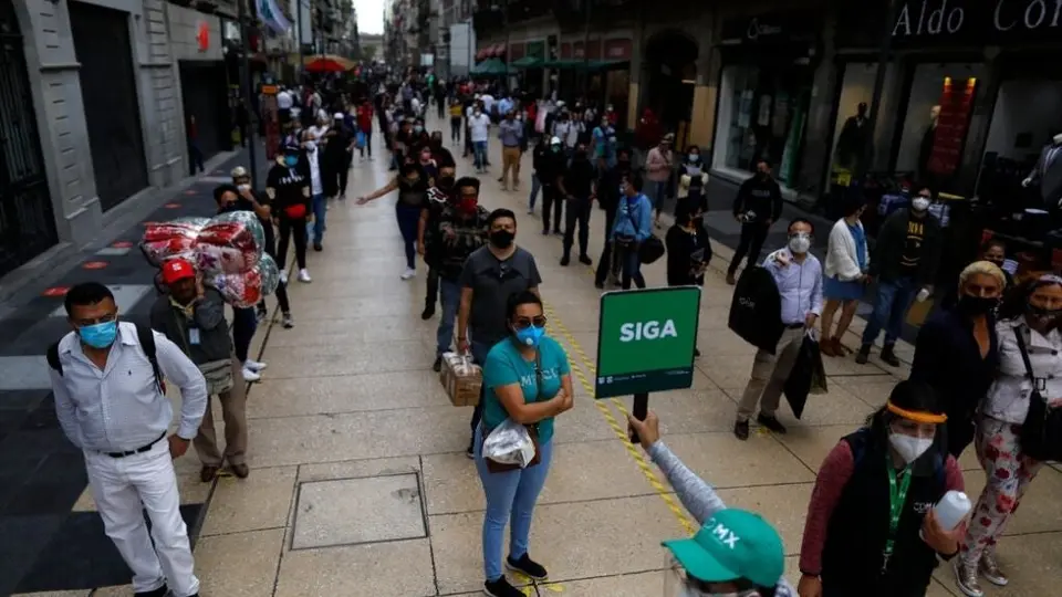 Coronavirus: CDMX no prevé tercera ola de contagios; Expos podrán abrir al 30%