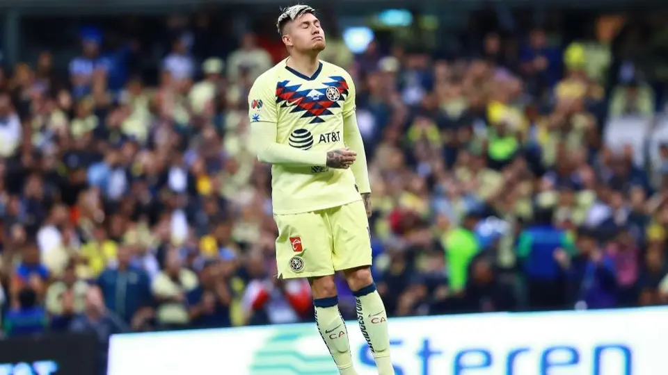 América: Nico Castillo eliminó fotos con las Águilas de sus redes sociales
