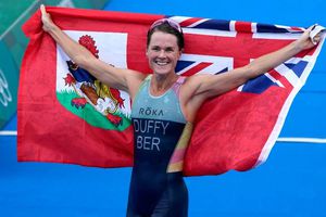 Tokio 2020: Flora Duffy ganó la primera medalla de oro en la historia de Bermudas