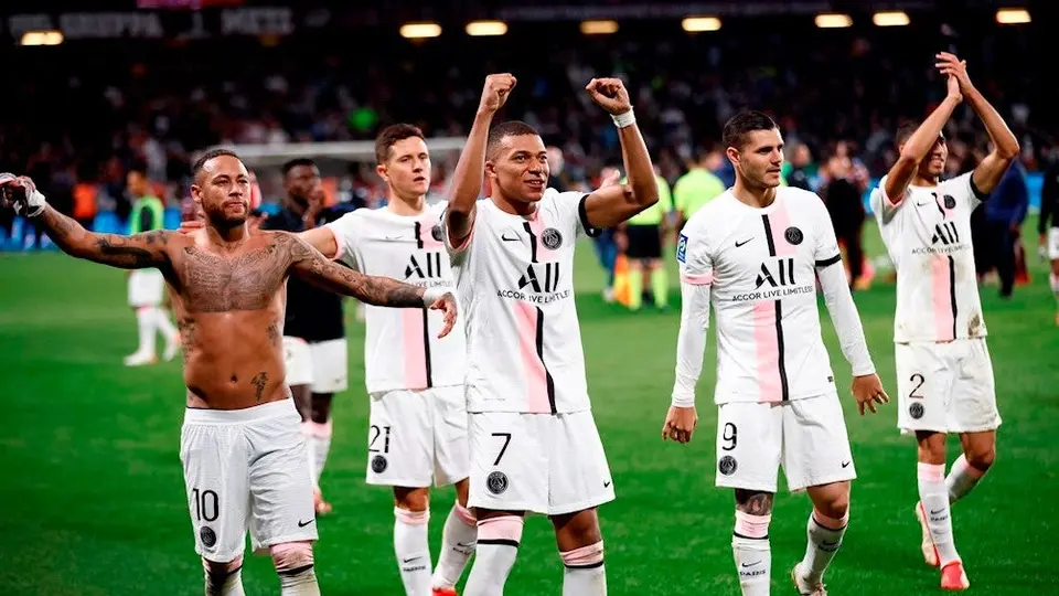 Ligue 1: PSG derrotó de último minuto al Metz con doblete de Hakimi
