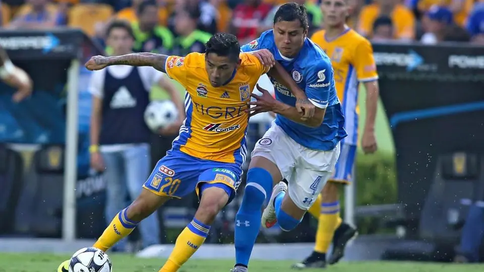 Cruz Azul: Esposa de Cata Domínguez mandó indirecta a Javier Aquino tras burlas