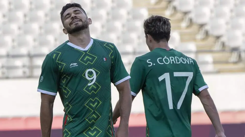 Tri Olímpico: Afición se quejó del uniforme de México en su debut ante Francia