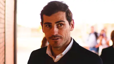 Iker Casillas sufrió dolor en el pecho y terminó en el hospital