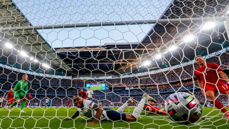 Eurocopa 2020: John Stones postuló a Sterling como MVP del certamen