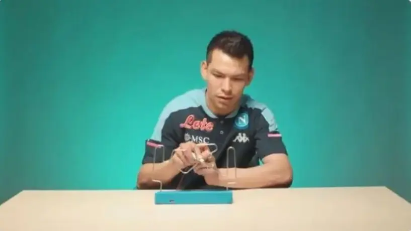Chucky Lozano: Napoli retó al delantero y a sus compañeros al Buzzer Challenge