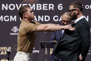 Canelo Álvarez sobre pelea contra Caleb Plant: 'Es personal'