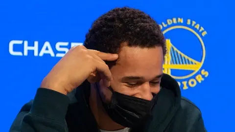 Video: Juan Toscano le llamó a su mamá tras firmar nuevo contrato con Warriors