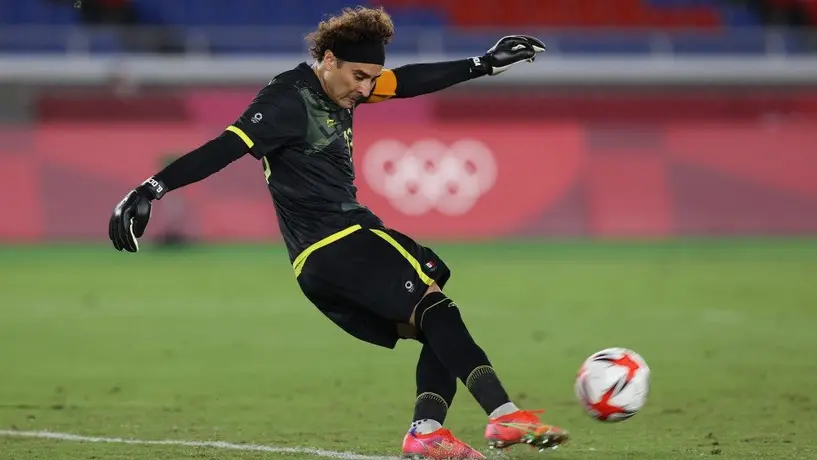 Guillermo Ochoa: 'Queremos coronar el buen torneo con una medalla'