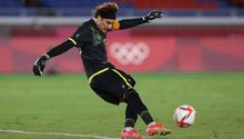 Guillermo Ochoa: 'Queremos coronar el buen torneo con una medalla'