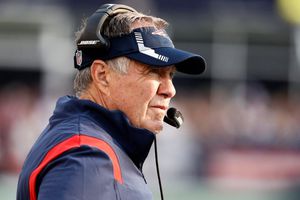 Bill Belichick: 'Si alguien puede jugar hasta los 50 años, es Tom Brady'