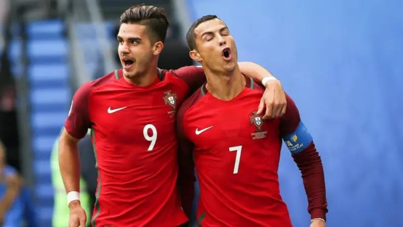 André Silva, cuestionado sobre el olor y los músculos de Cristiano Ronaldo