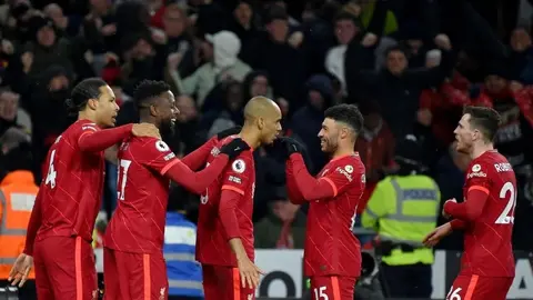 Raúl Jiménez: Wolverhampton perdió de último minuto contra el Liverpool