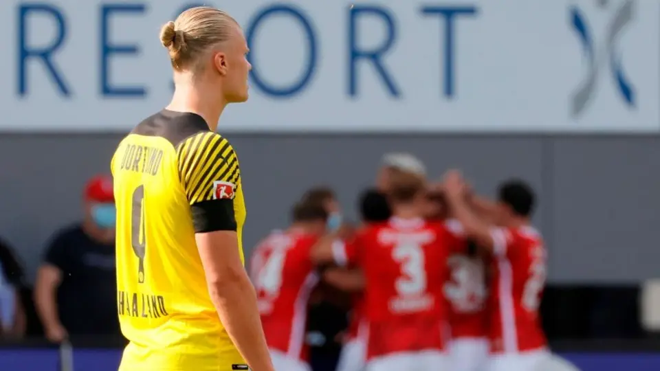 Bundesliga: Borussia Dortmund cayó sorpresivamente en contra de Friburgo