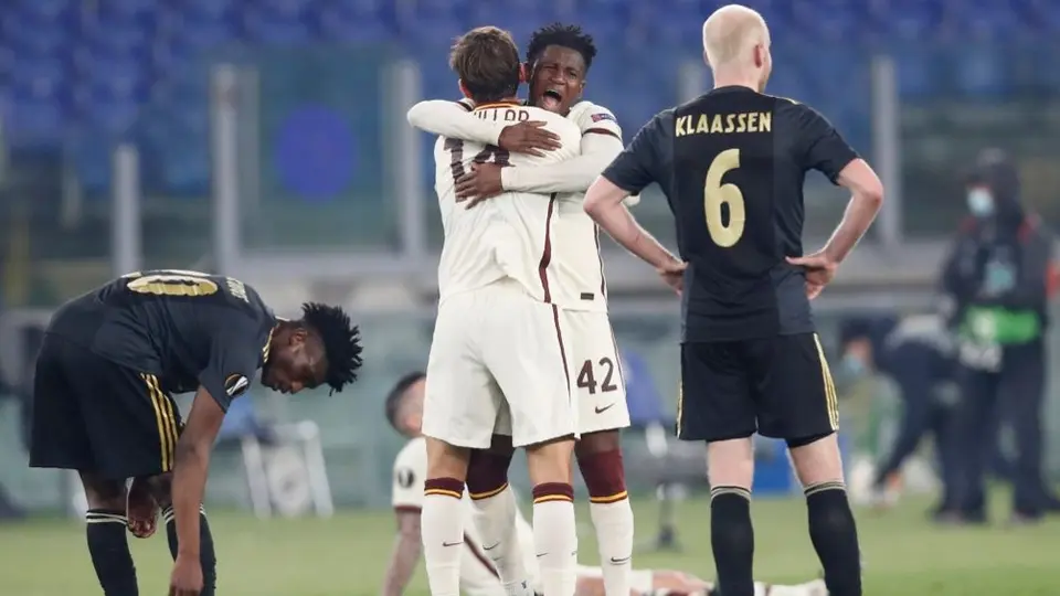 Edson Álvarez: Ajax fue eliminado de la Europa League a manos de la Roma