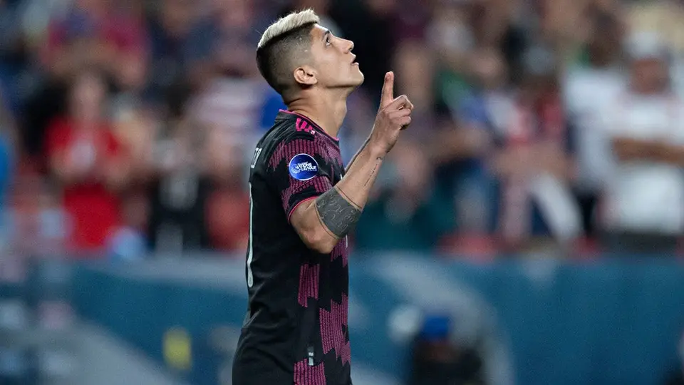 'Tata' Martino responde a los que piden a Chicharito: 'Tenemos a Pulido y a Henry'