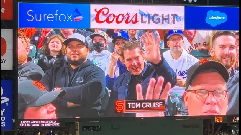 Tom Cruise sorprendió a los aficionados del beisbol en el Dodgers-Giants