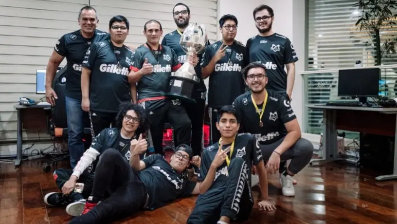 Infinity Esports se coronó en la LLA tras una remontada épica
