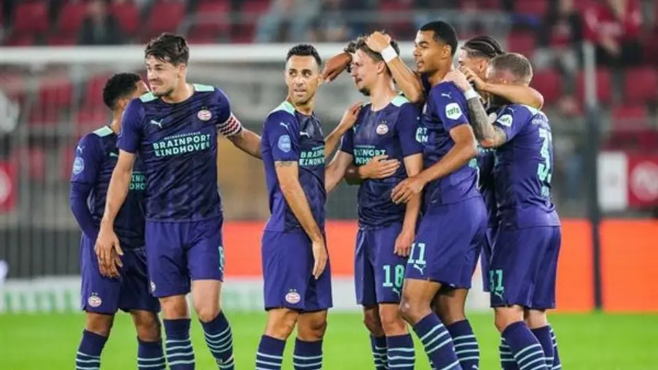 Erick Gutiérrez: PSV venció al AZ Alkmaar en el regreso del mexicano con el equipo