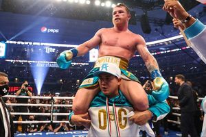 Canelo Álvarez tras derrotar a Saunders: 'Podría pelear cada fin de semana'