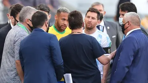 Brasil vs Argentina: Autoridades de salud interrumpieron juego para retirar a 4 jugadores argentinos