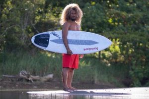 Tokio 2020: Surfista escapó de inundación en Costa Rica y viajó a los Juegos Olímpicos