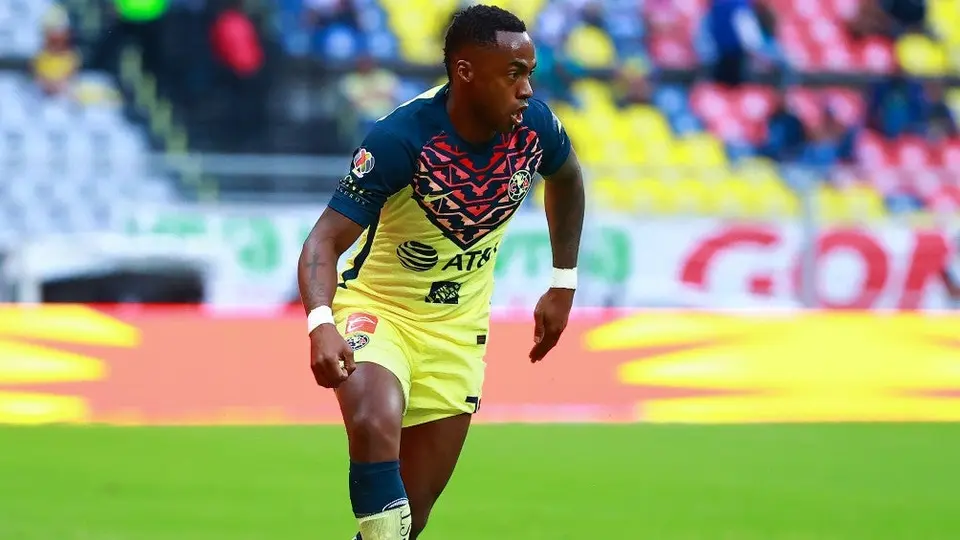 América: Renato Ibarra será baja por tres meses tras rotura de tendón