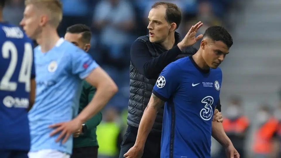 Manchester City vs Chelsea: Thiago Silva salió por lesión en la Final de la Champions League