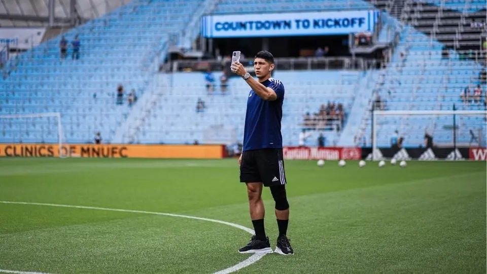 Alan Pulido: Salió lesionado del empate entre Sporting Kansas City y Minnesota