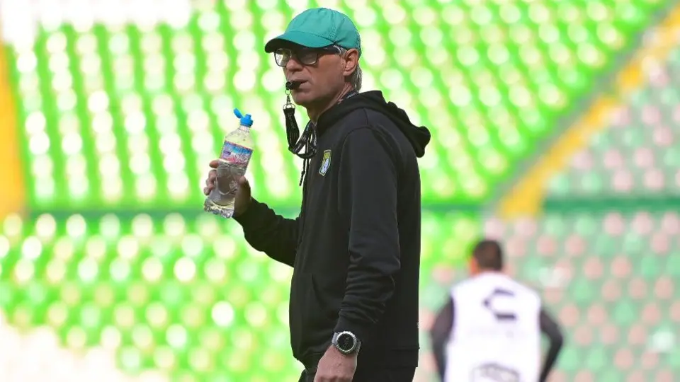 León: Ariel Holan, de dirigir en Hockey sobre pasto a una Final del futbol mexicano
